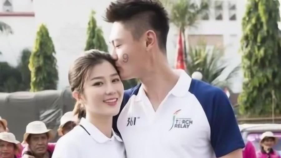 跳动的旋转球