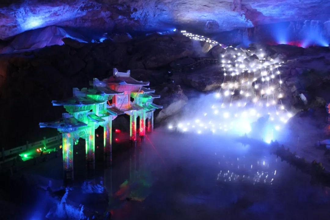 逃离午夜神坛